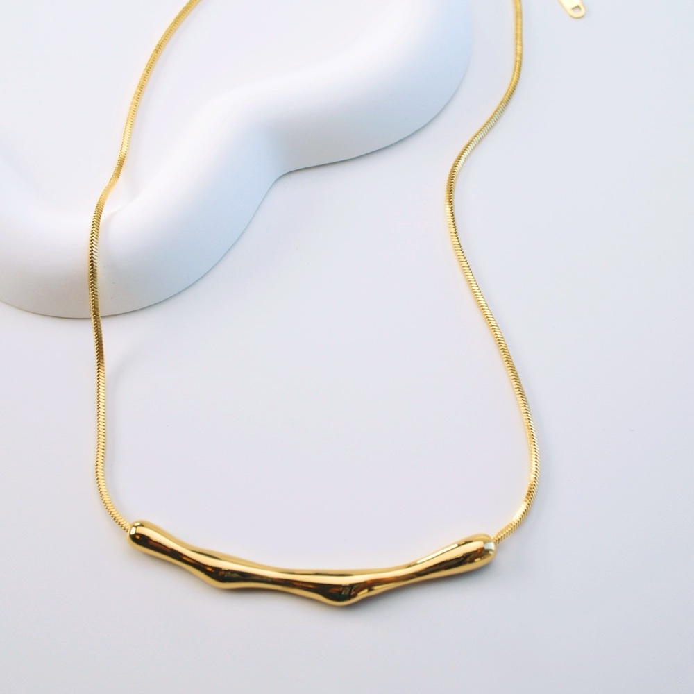 Collarbone Minimalist Organic Thin Pendant Clavicle 18K Gold Plated Necklace